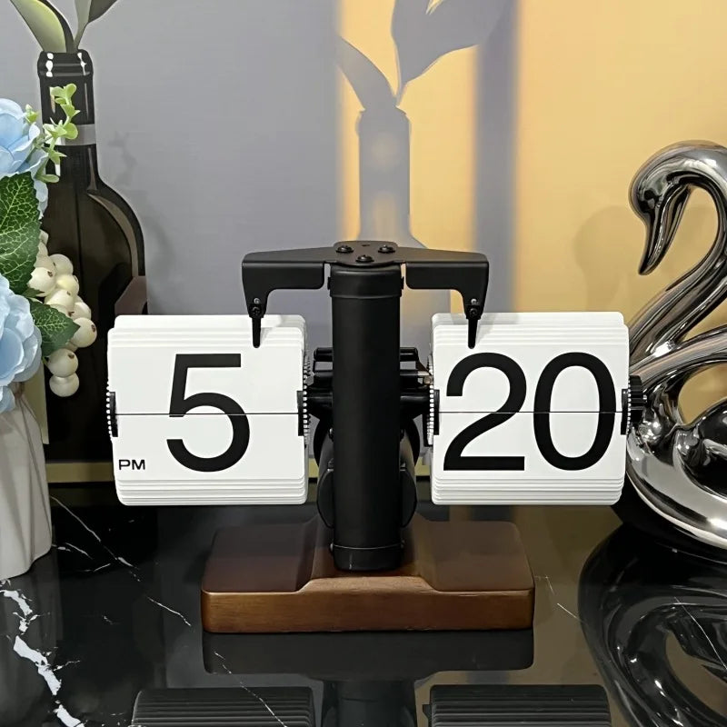 Creative Table Clock Desktop Clock European Creative Flip Down Page Desk Clocks Retro Flip Table Clock Mechanical Automatic Flip